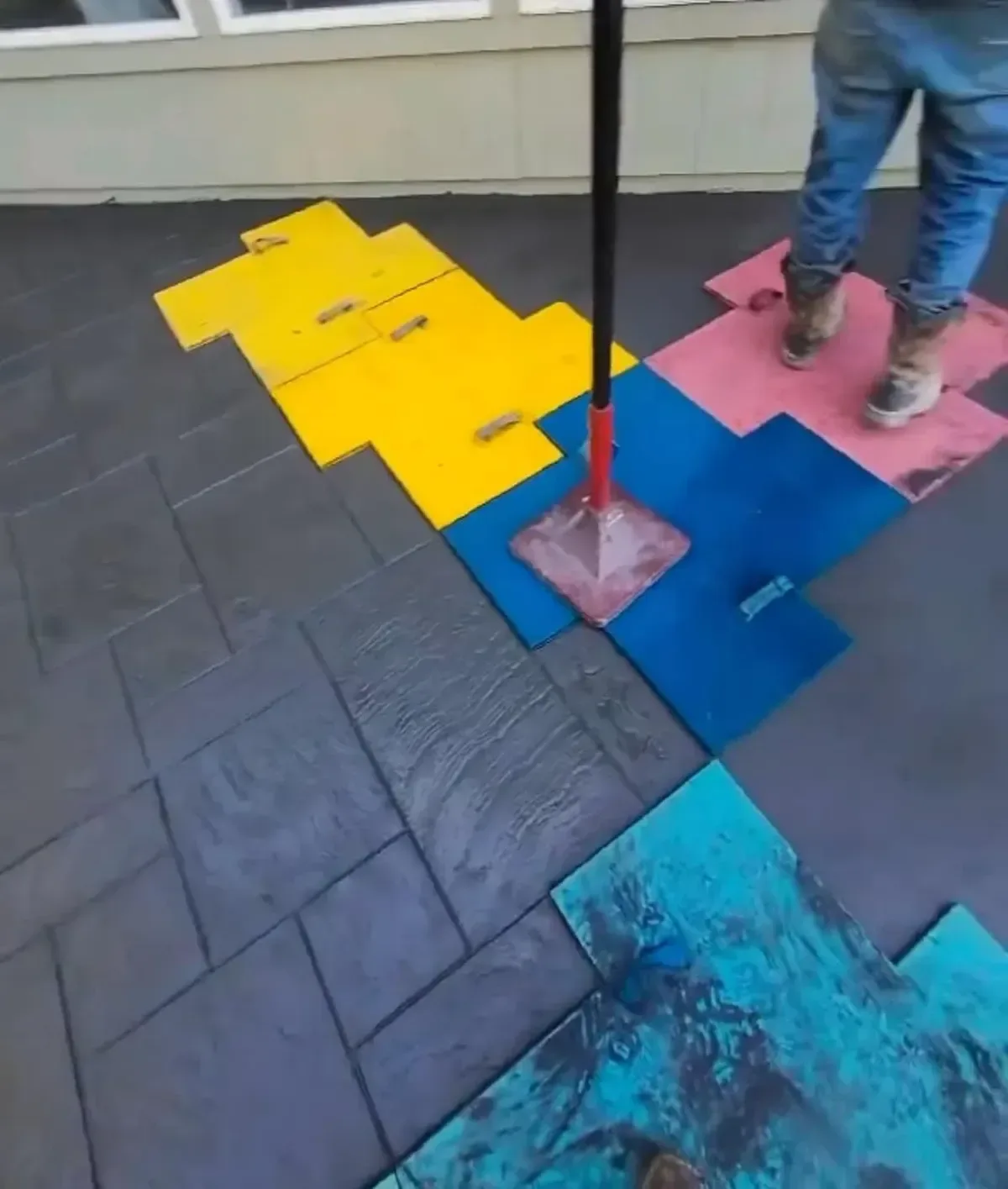 Stamped concrete texture replicating natural stone — Blue Springs, MO